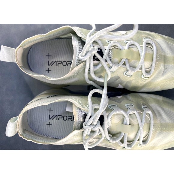 Nike Air Vapormax 2019 Men's Running Shoes Size 6 Barely Gray AR6631-005 - Picture 10 of 11